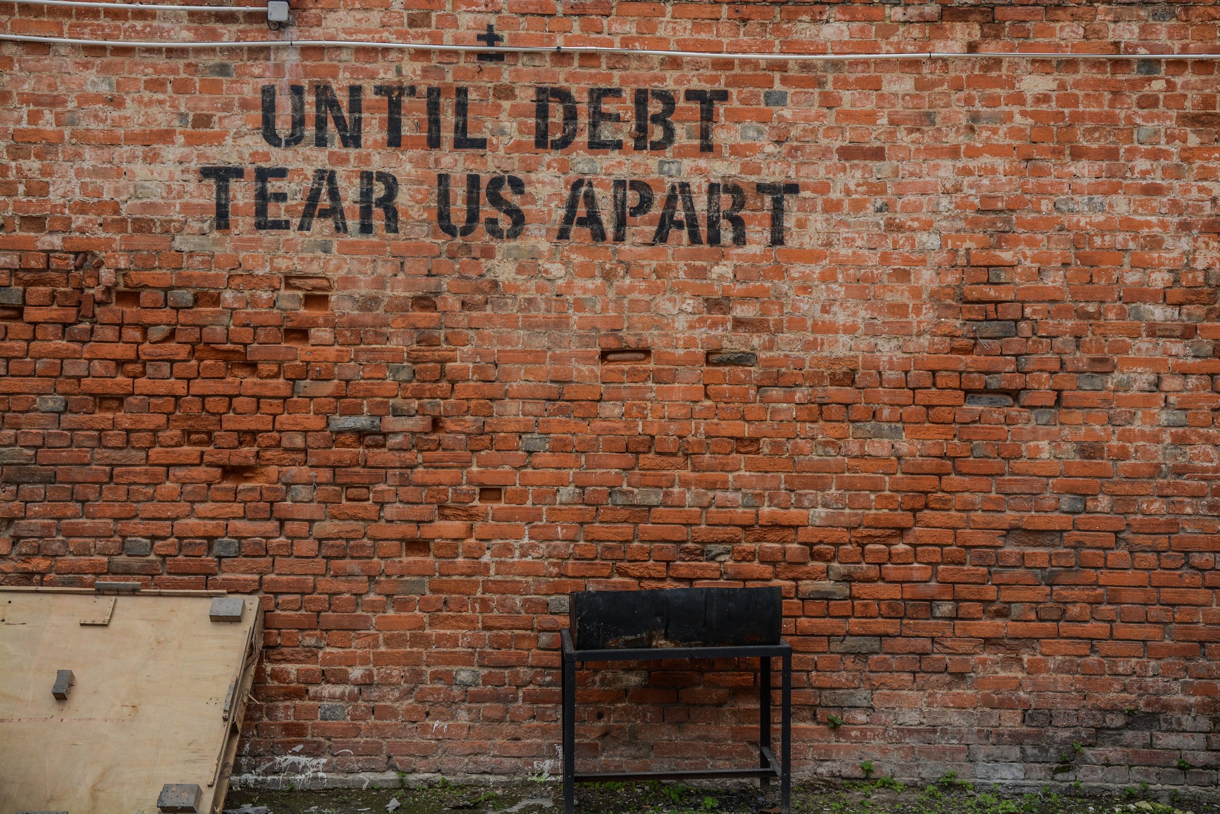  Photo by Alice Pasqual on Unsplash 